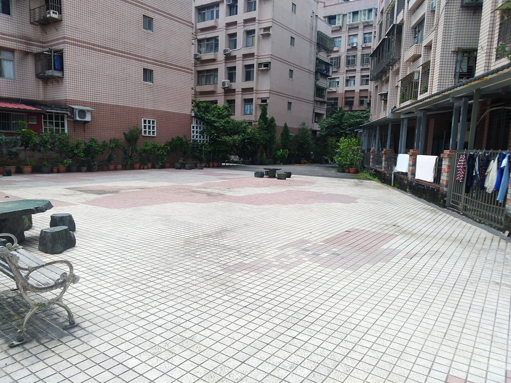 937a2067faf10485ed384ec08a033e2a.jpg